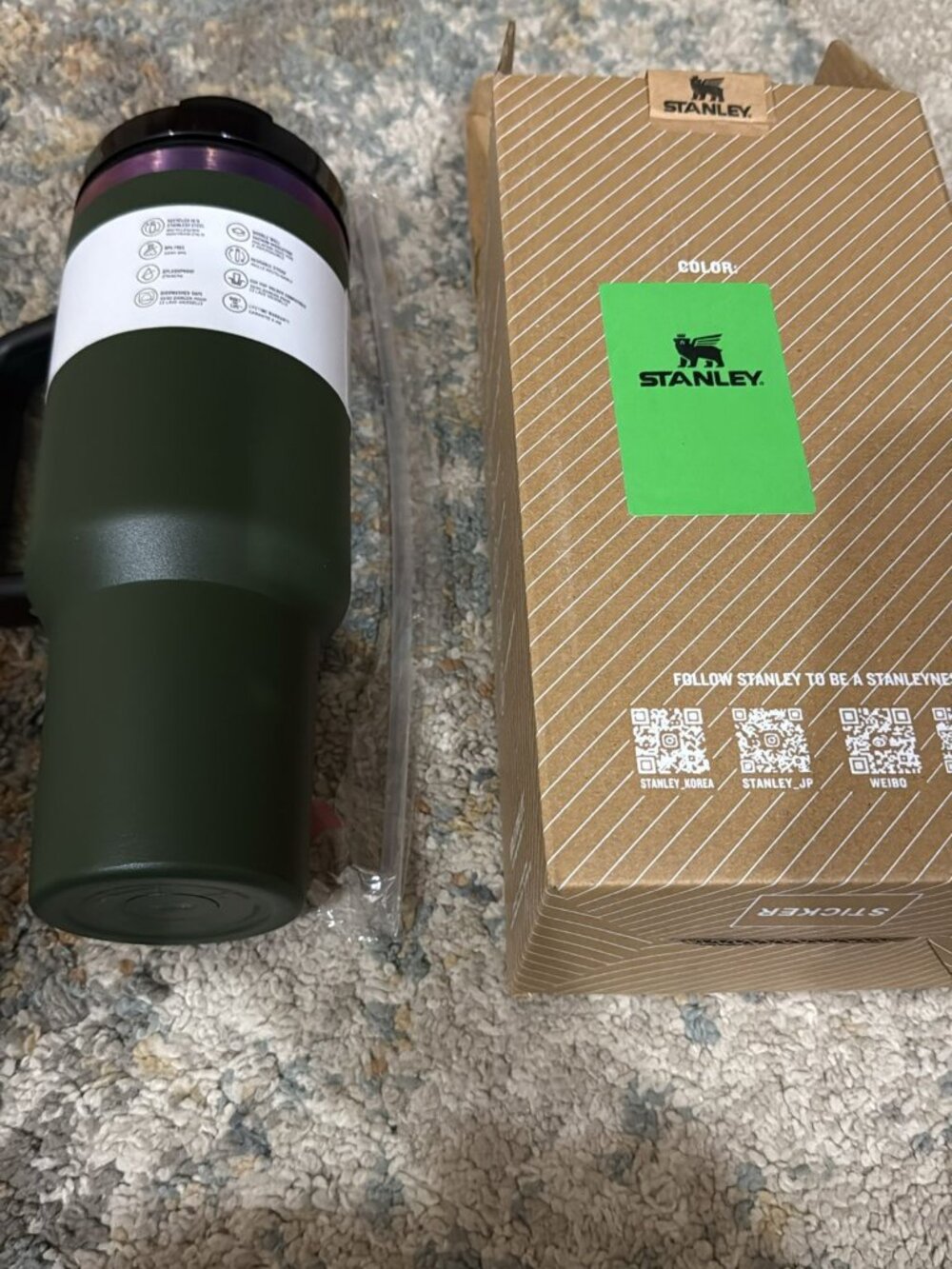 "Rare Stanley 40oz Green Chorma The Flowstate Quencher H2.0 Tumbler NI "